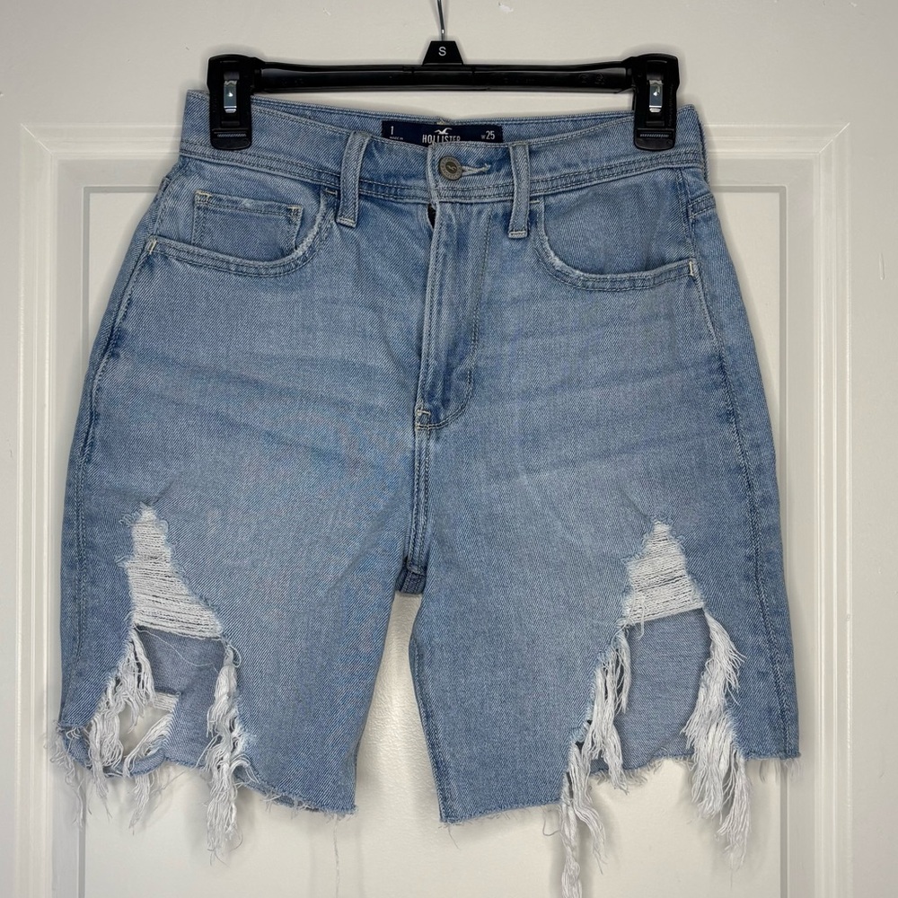 Hollister Ultra High Rise Dad Short Denim Jean Vintage Stretch Size 1 / 25in